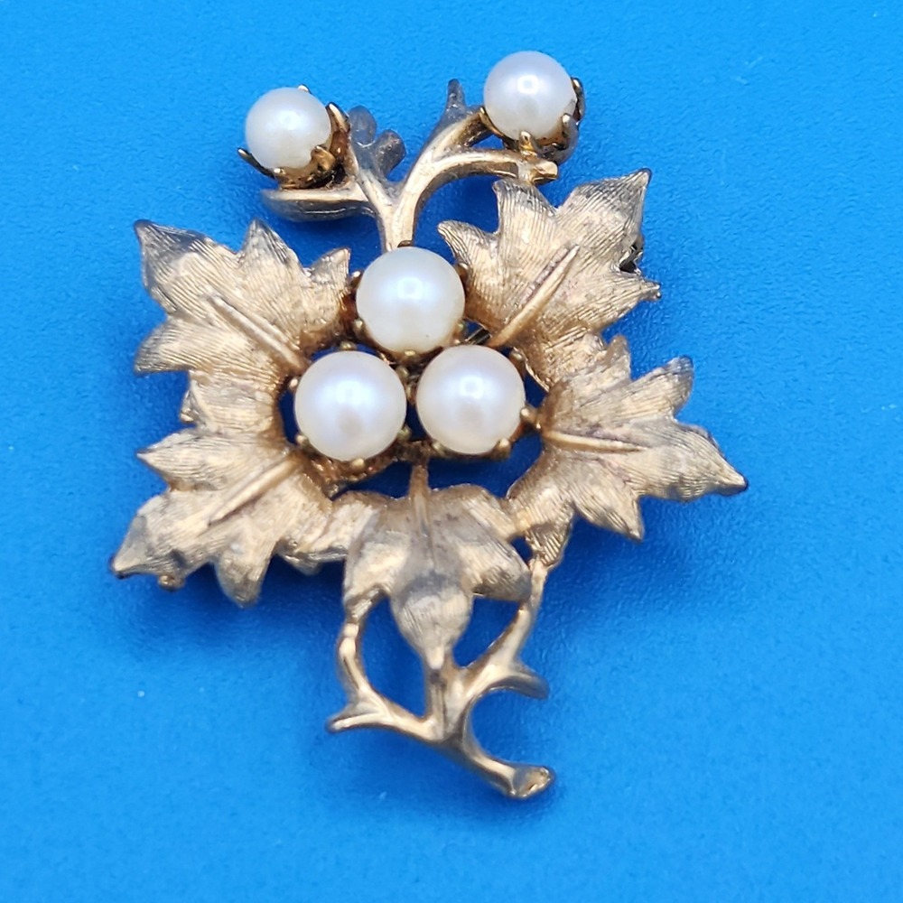 Vintage Gold Tone Maple Leaf Brooch with Faux Pearl Accents Botanical Pin